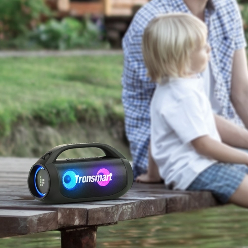 Tronsmart Bang SE Hordozható Bluetooth Party Hangszóró, 40 W, Bluetooth 5.3, IPX6, Akár 24 Óra Üzemidő, LED Fények